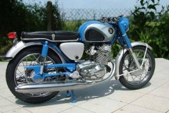 honda_250_1_fs.jpg