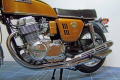 honda_750_3_fs.jpg